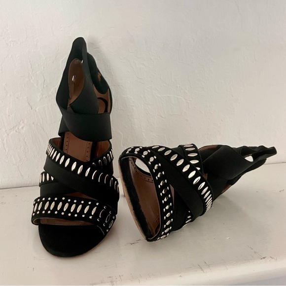 Black Alaia Paris Heels - Picture 2 of 14